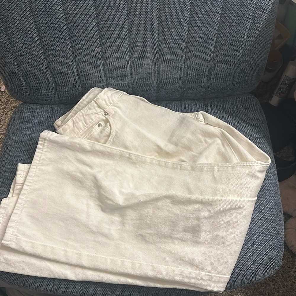 Edikted | size medium | white jeans | never worn